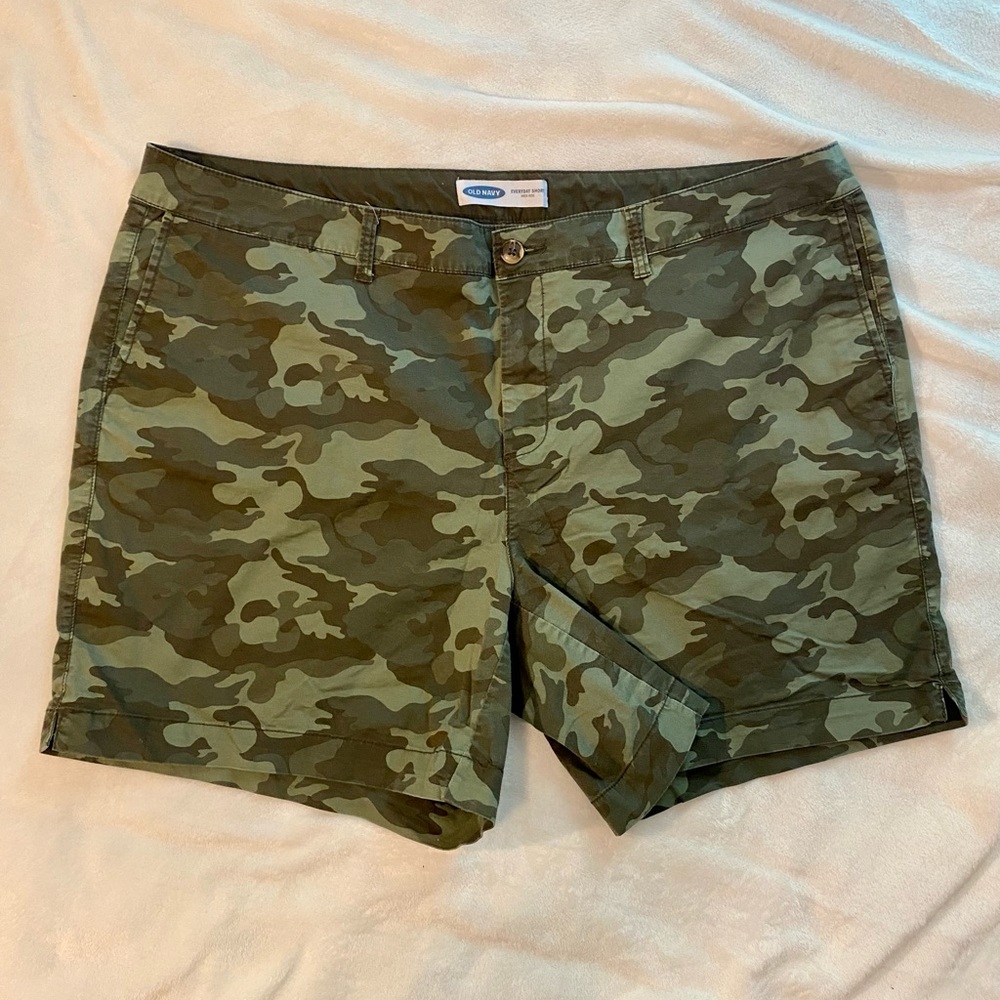 Old Navy Camouflage Shorts